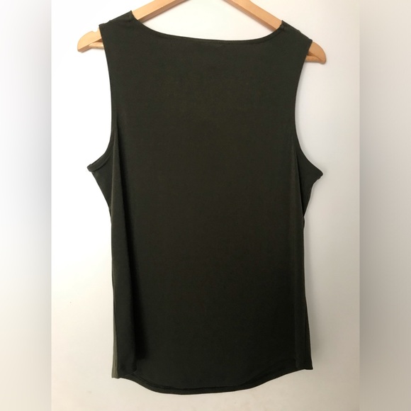 Gorgeous Banana Republic Dark Green Cowl Neck Top New with Tags! - Picture 2 of 4